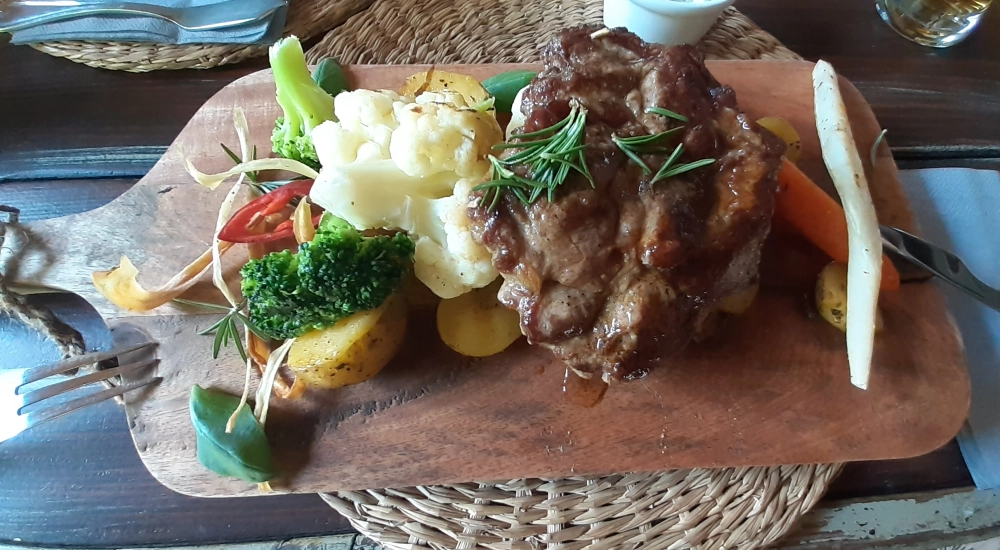 Food tour of the Warsaw Old Town with our local guide – Polish cuisine specialist